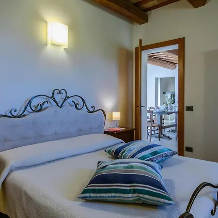 Prázdninový dům 3 Bedroom Cozy In SantʼAngelo in Vado