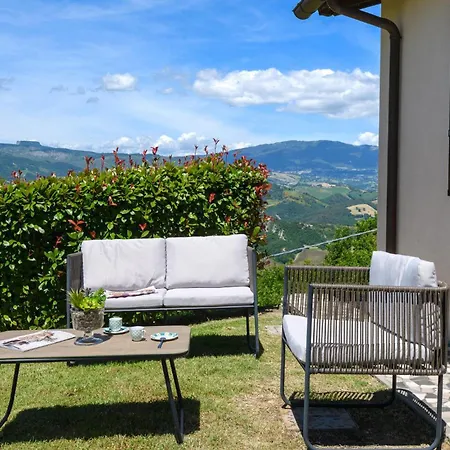 3 Bedroom Cozy In Prázdninový dům
